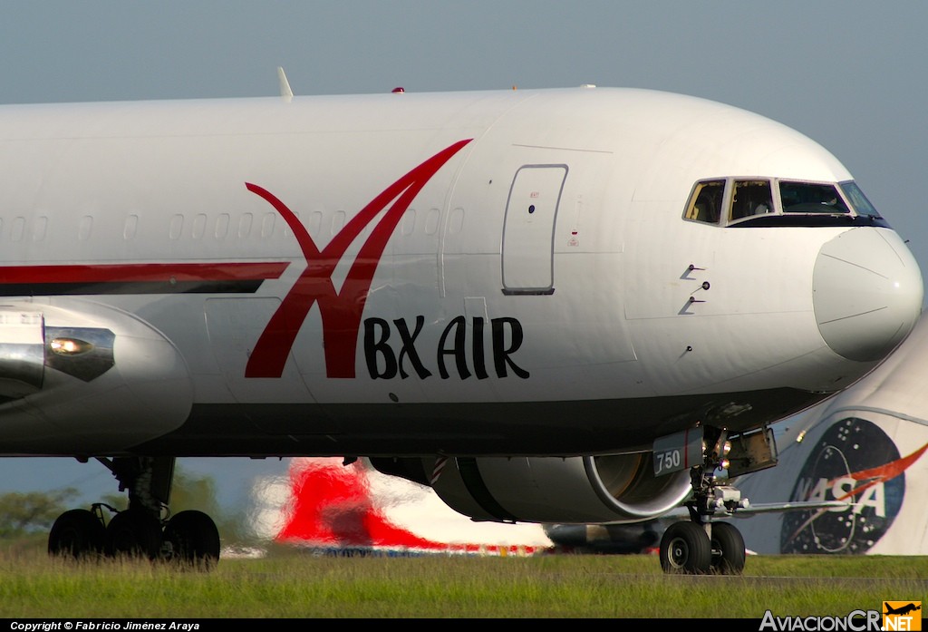 N750AX - Boeing 767-232/SF - ABX Air