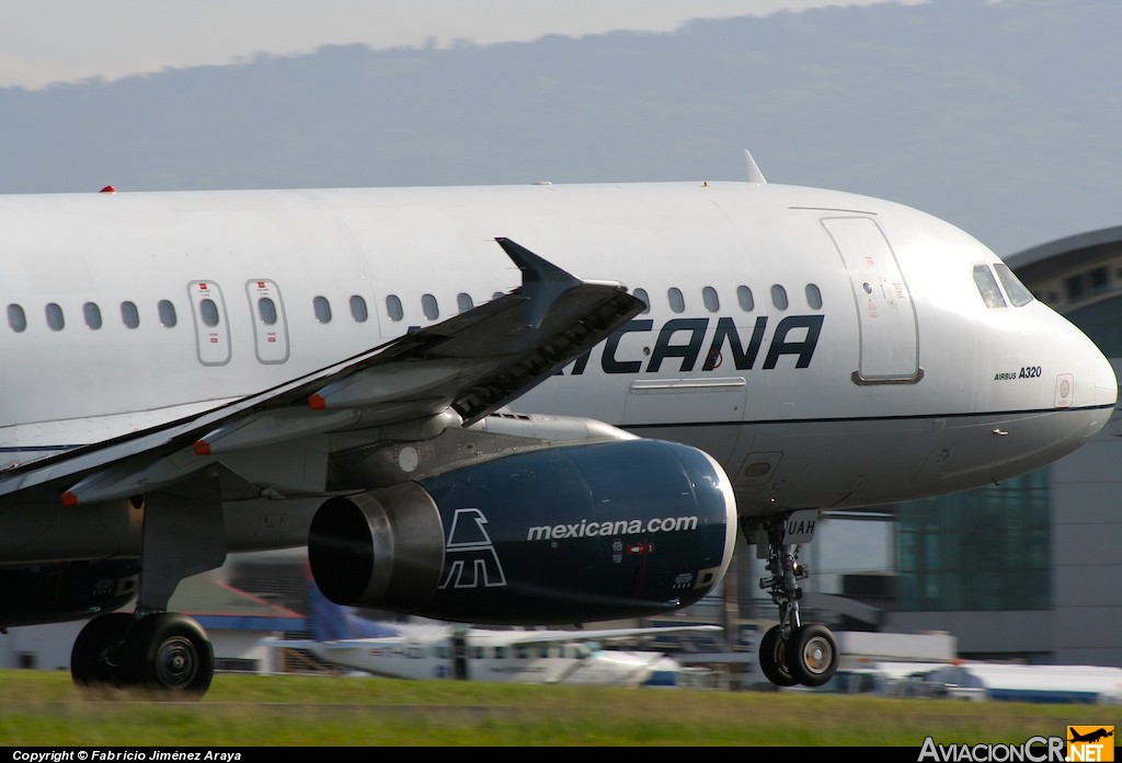 XA-UAH - Airbus A320-231 - Mexicana