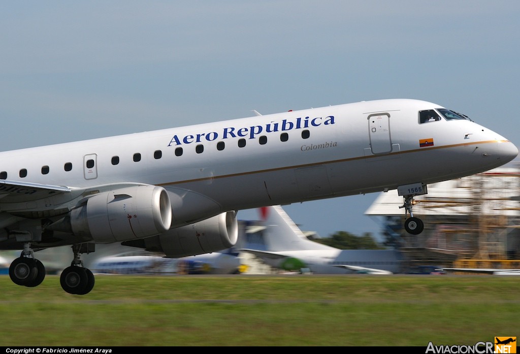 HP-1565CMP - Embraer 190-100IGW - AeroRepública
