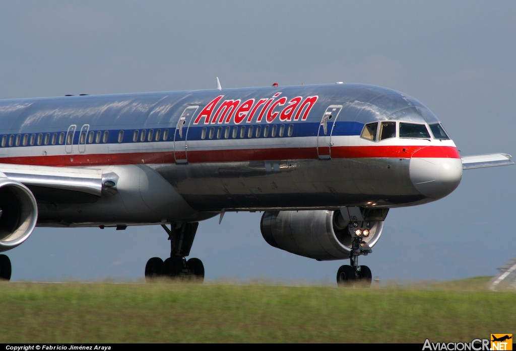 N643AA - Boeing 757-223 - American Airlines