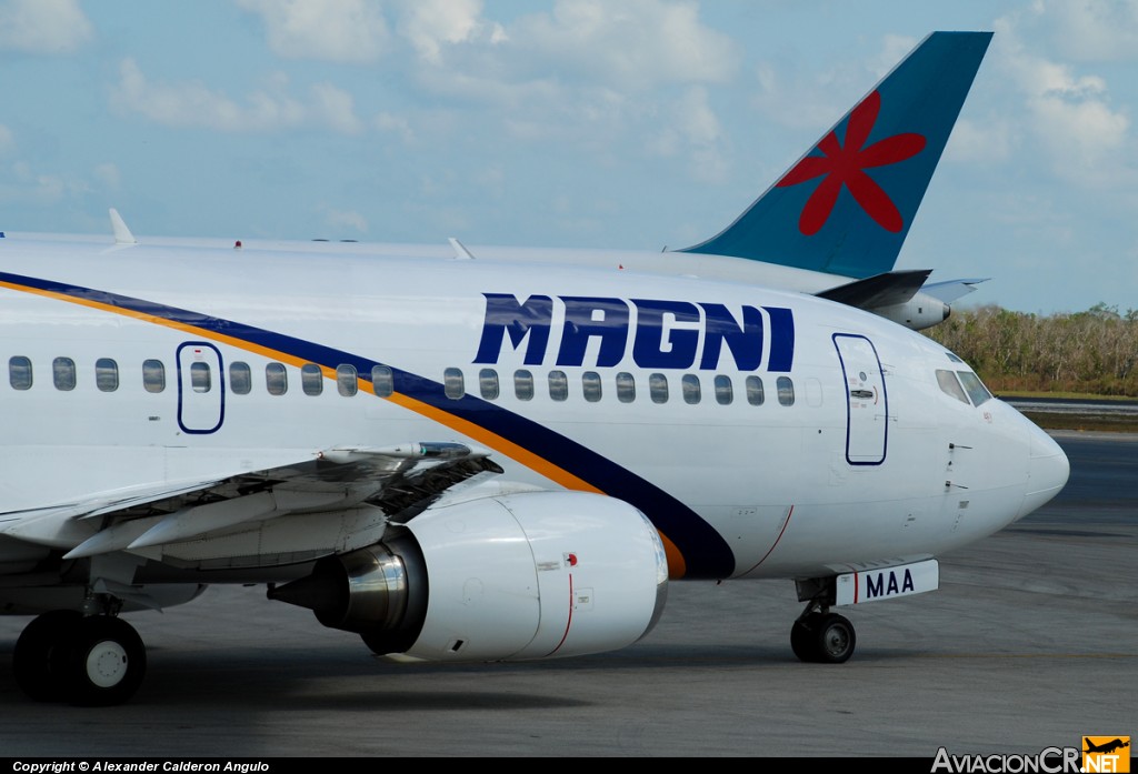 XA-MAA - Boeing 737-377 - Magnicharter