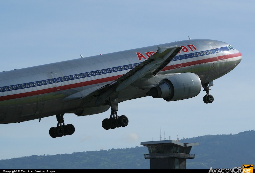 N70054 - Airbus A300B4-605R - American Airlines