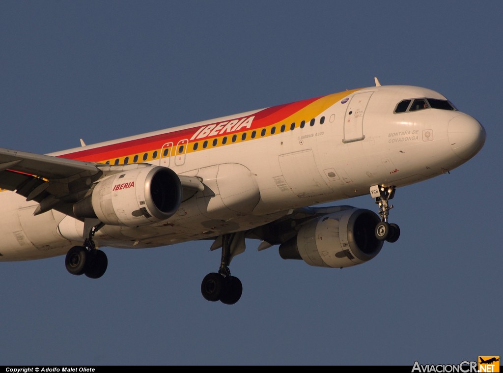EC-FCB - Airbus A320-211 - Iberia
