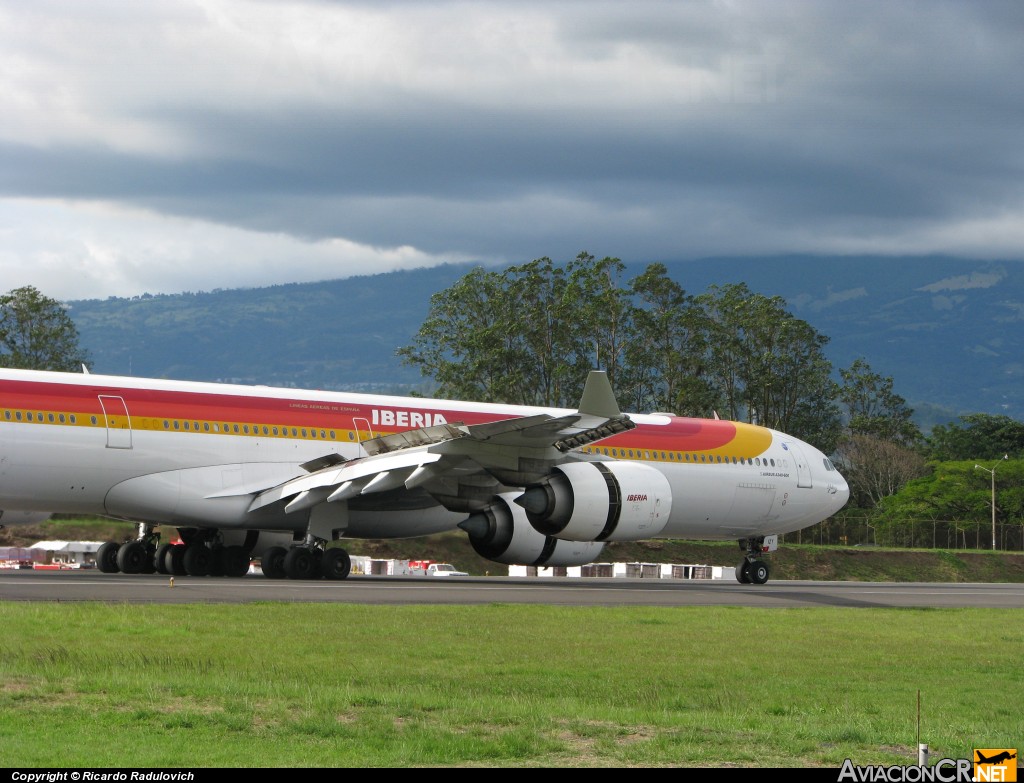 EC-IZY - Airbus A340-642 - Iberia