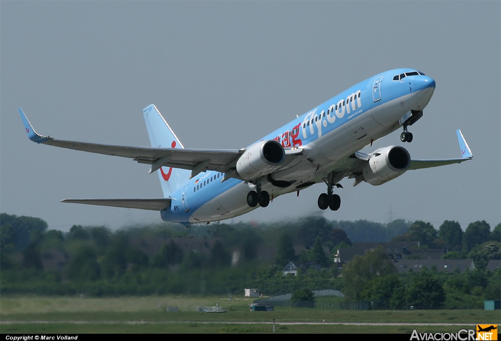 D-AHFF - Boeing 737-8K5 - Hapagfly