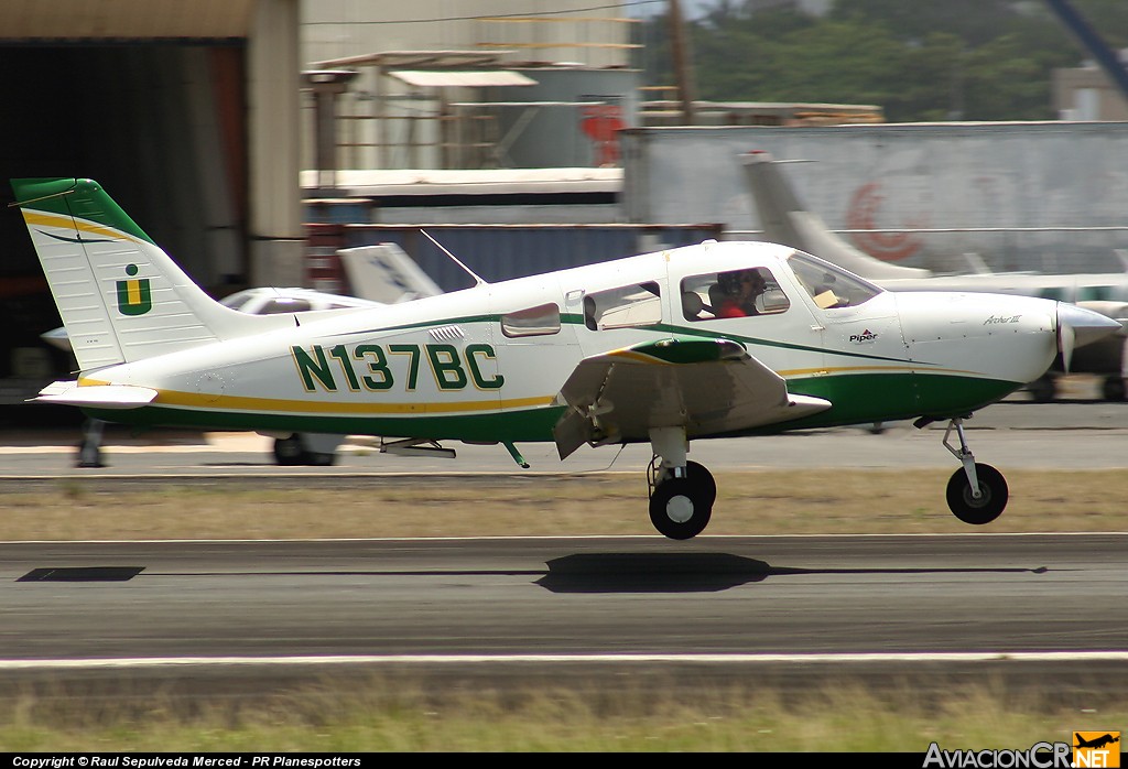 N137BC - Piper PA-28-181 Archer III - Universidad Interamericana De Puerto Rico