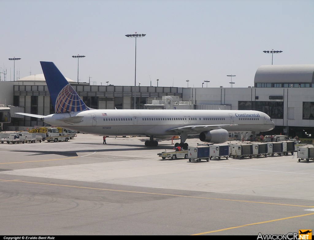 N75853 - Boeing 757-324 - Continental Airlines