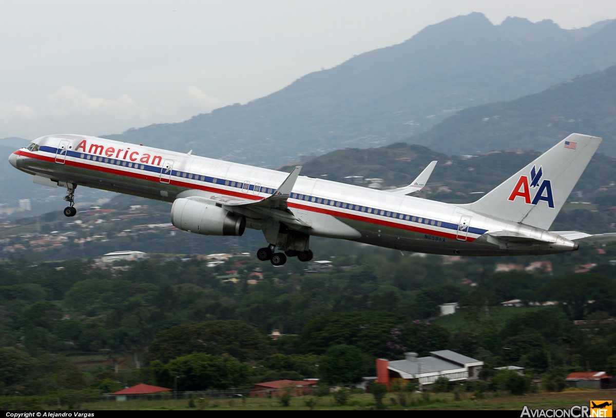 N658AA - Boeing 757-223 - American Airlines