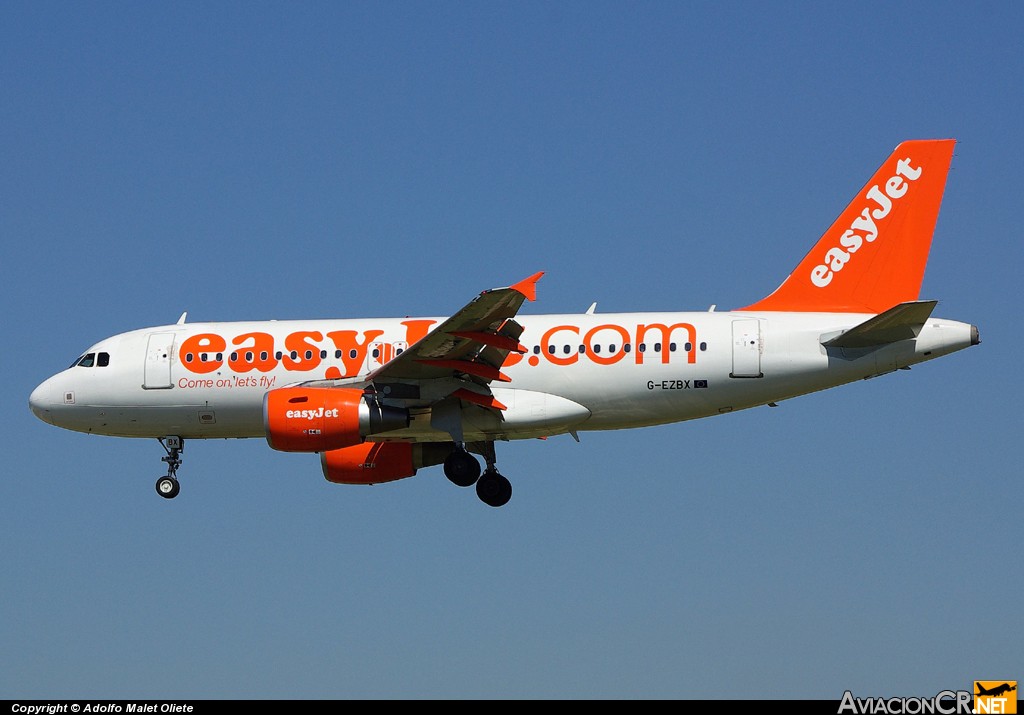 G-ECBX - Airbus A319-111 - EasyJet Airlines