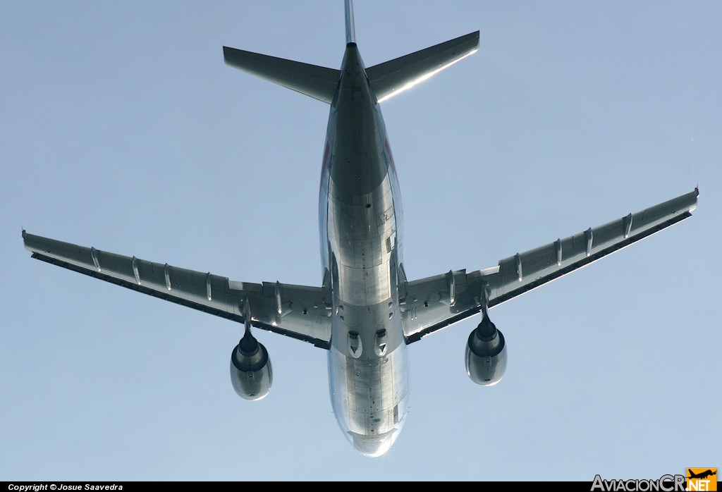 N3075A - Airbus A300B4-605R - American Airlines