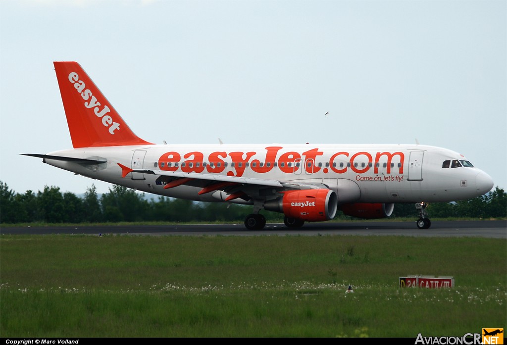 G-EZBP - Airbus A319-111 - EasyJet Airline