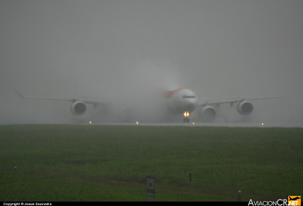 EC-JCZ - Airbus A340-642 - Iberia