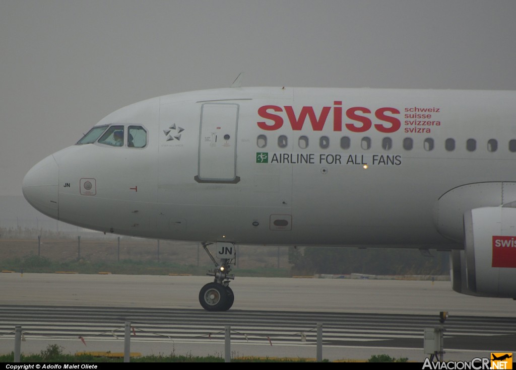 HB-IJN - Airbus A320-214 - Swiss International Air Lines