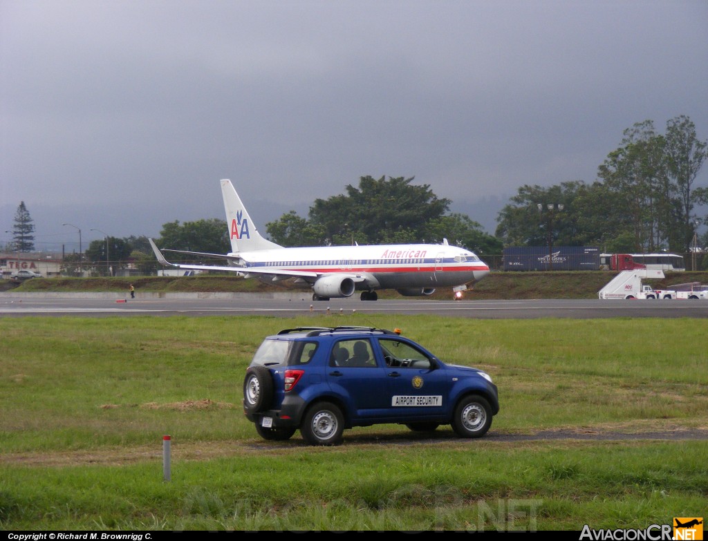 N932AN - Boeing 737-823 - American Airlines