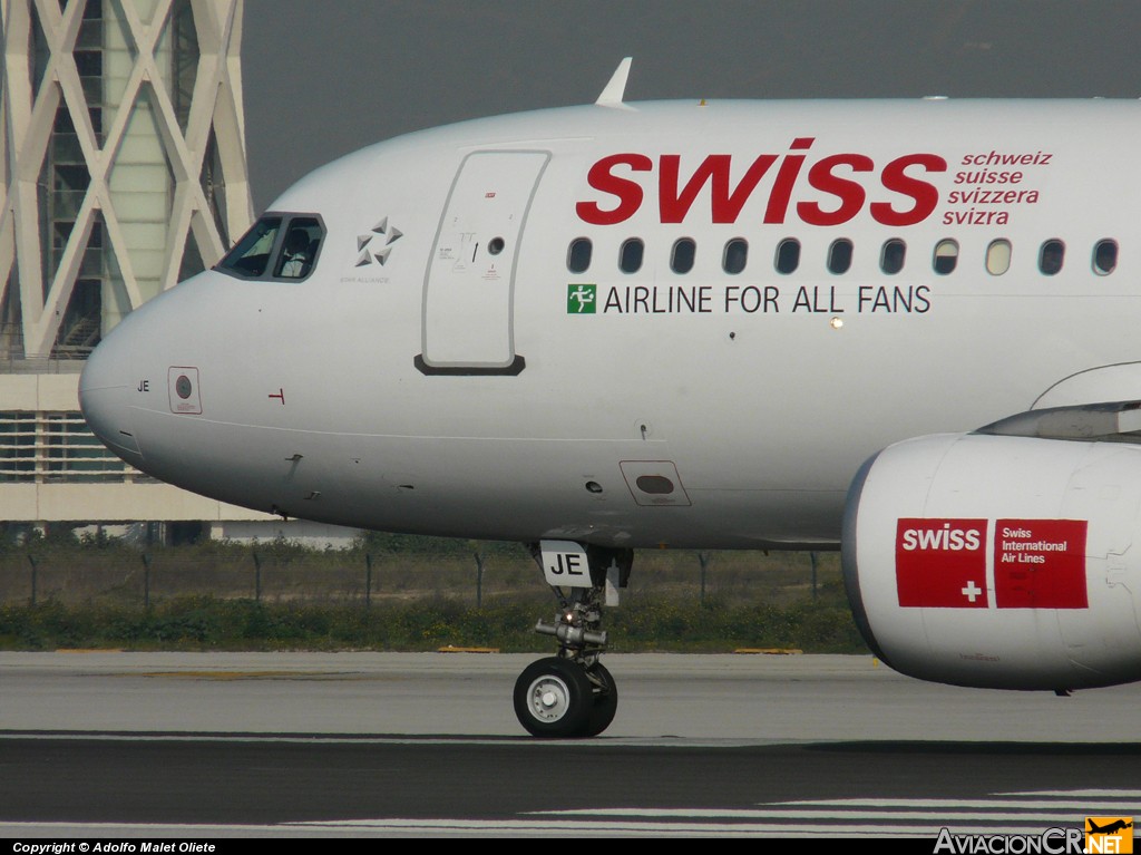 HB-IJE - Airbus A320-214 - SWISS