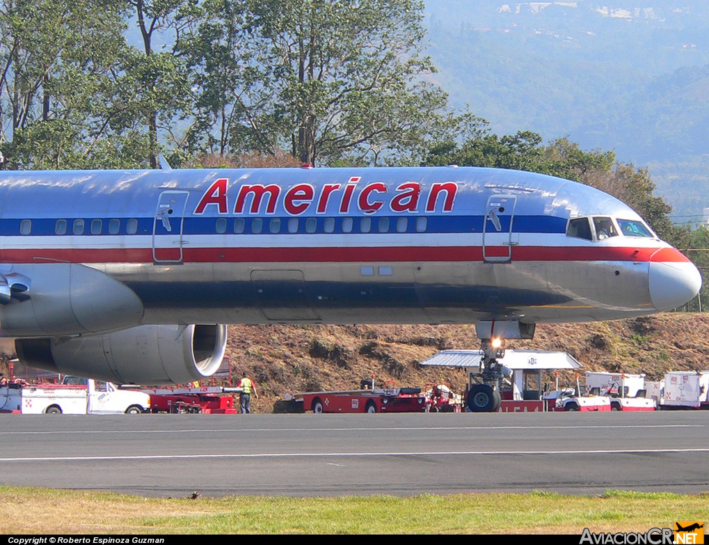N646AA - Boeing 757-223 - American Airlines