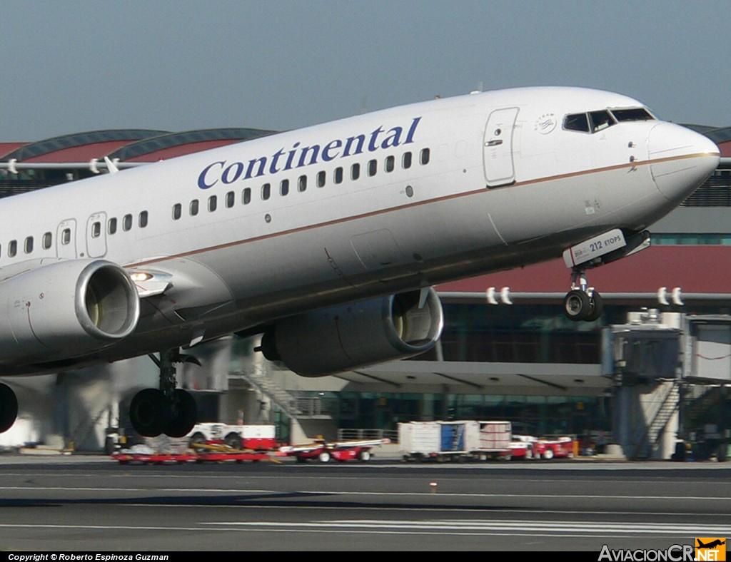 N24212 - Boeing 737-824 - Continental Airlines