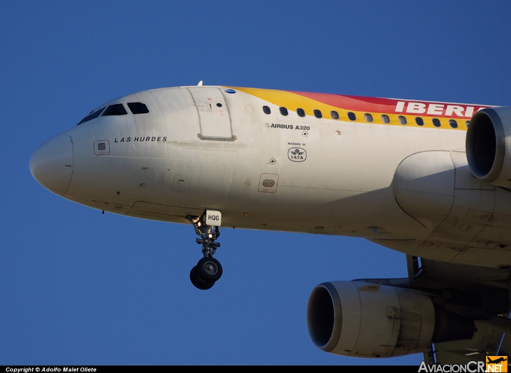 EC-HQG - Airbus A320-214 - Iberia