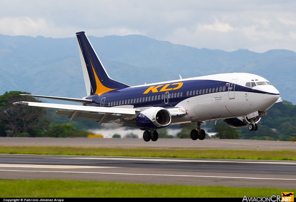 N356US - Boeing 737-301 - KD Avia