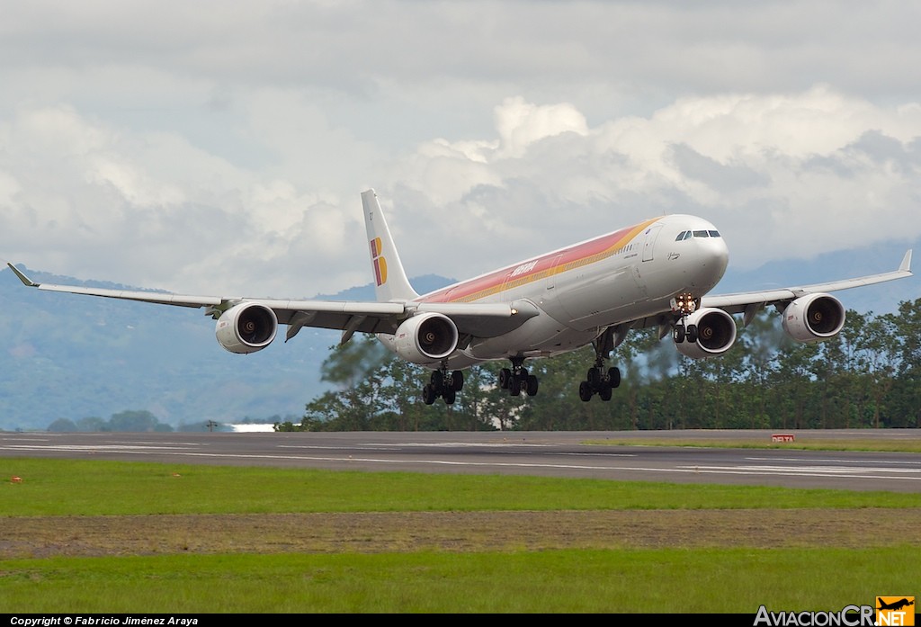 EC-IZY - Airbus A340-642 - Iberia