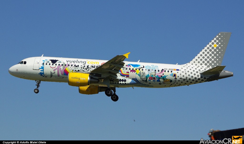 EC-KDG - Airbus A320-214 - Vueling