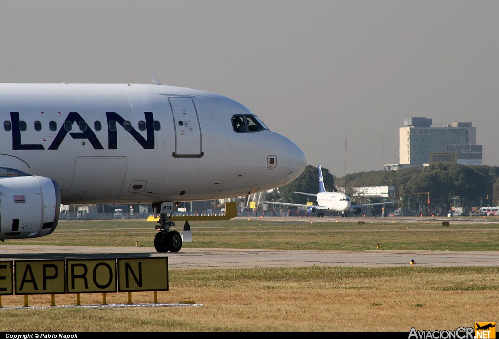 LV-BGI - Airbus A320-233 - LAN Argentina