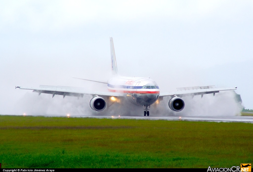 N3075A - Airbus A300B4-605R - American Airlines