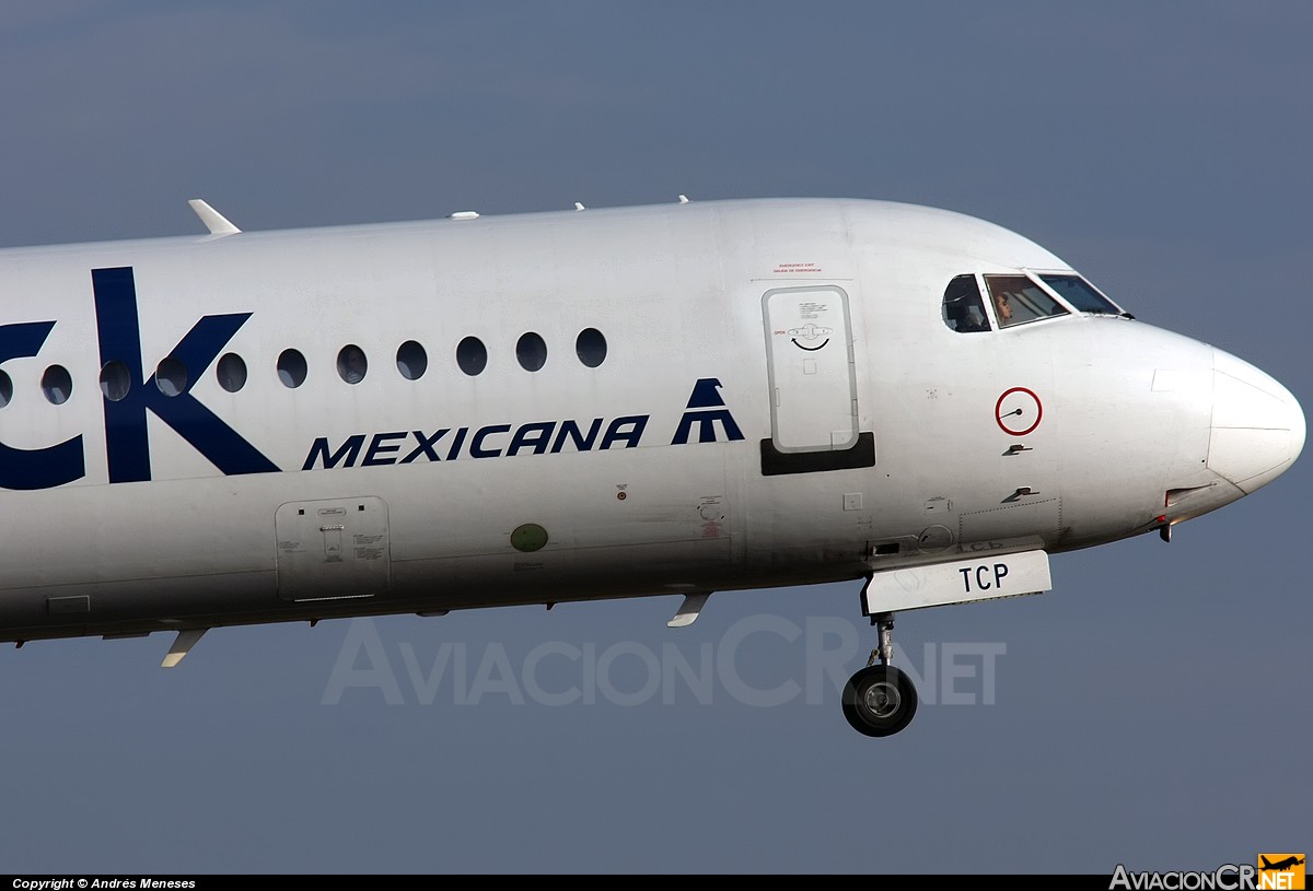 XA-TCP - Fokker 100 - Click de Mexicana