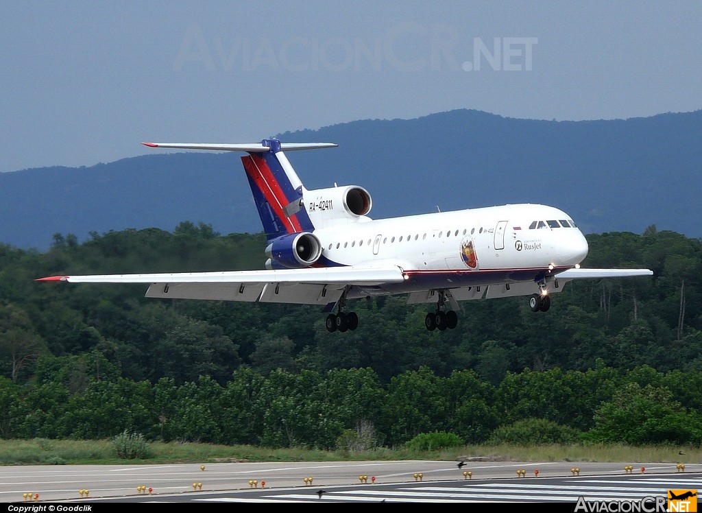 RA-42411 - Yakovlev Yak-42D - Avcom