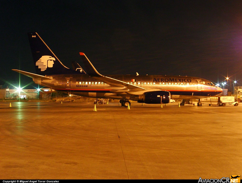 N842AM - Boeing 737-752 - Aeromexico