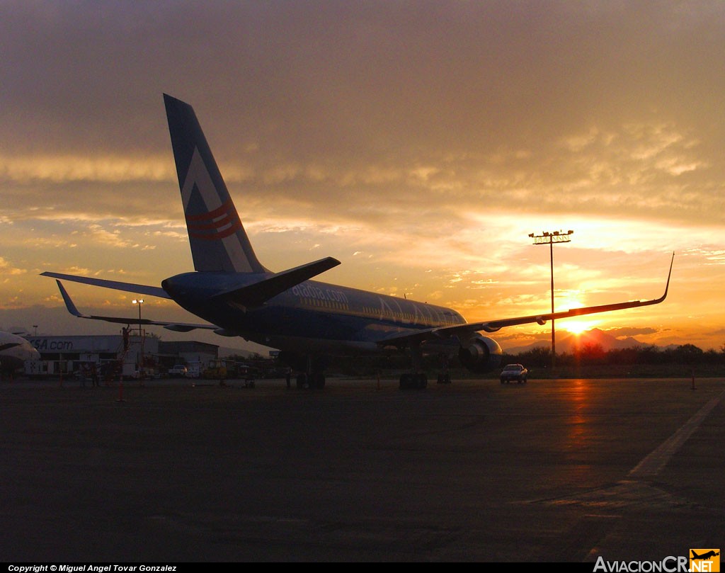 XA-ACA - Boeing 757-2Q8 - Aladia