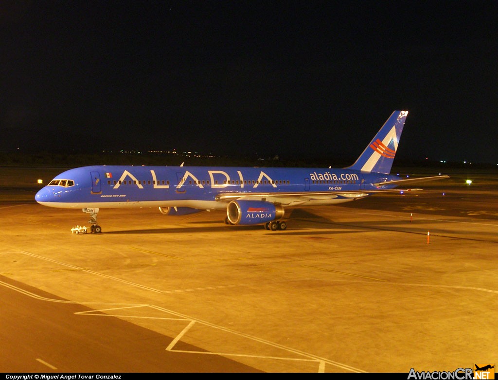 XA-CUN - Boeing 757-225 - Aladia