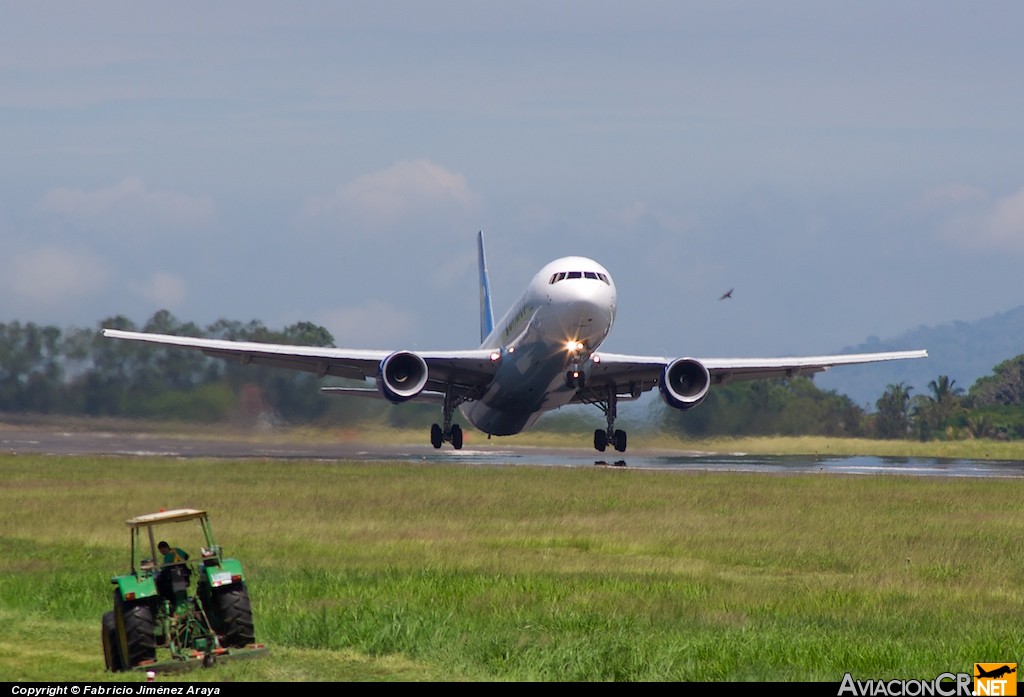 D-ABUC - Boeing 767-330(ER) - Thomas Cook