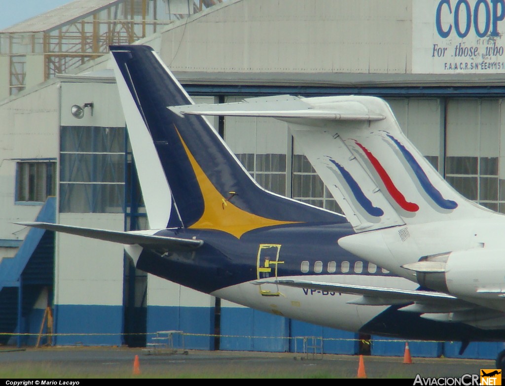 TI-BBH - McDonnell Douglas MD-82 - Costa Rica Skies