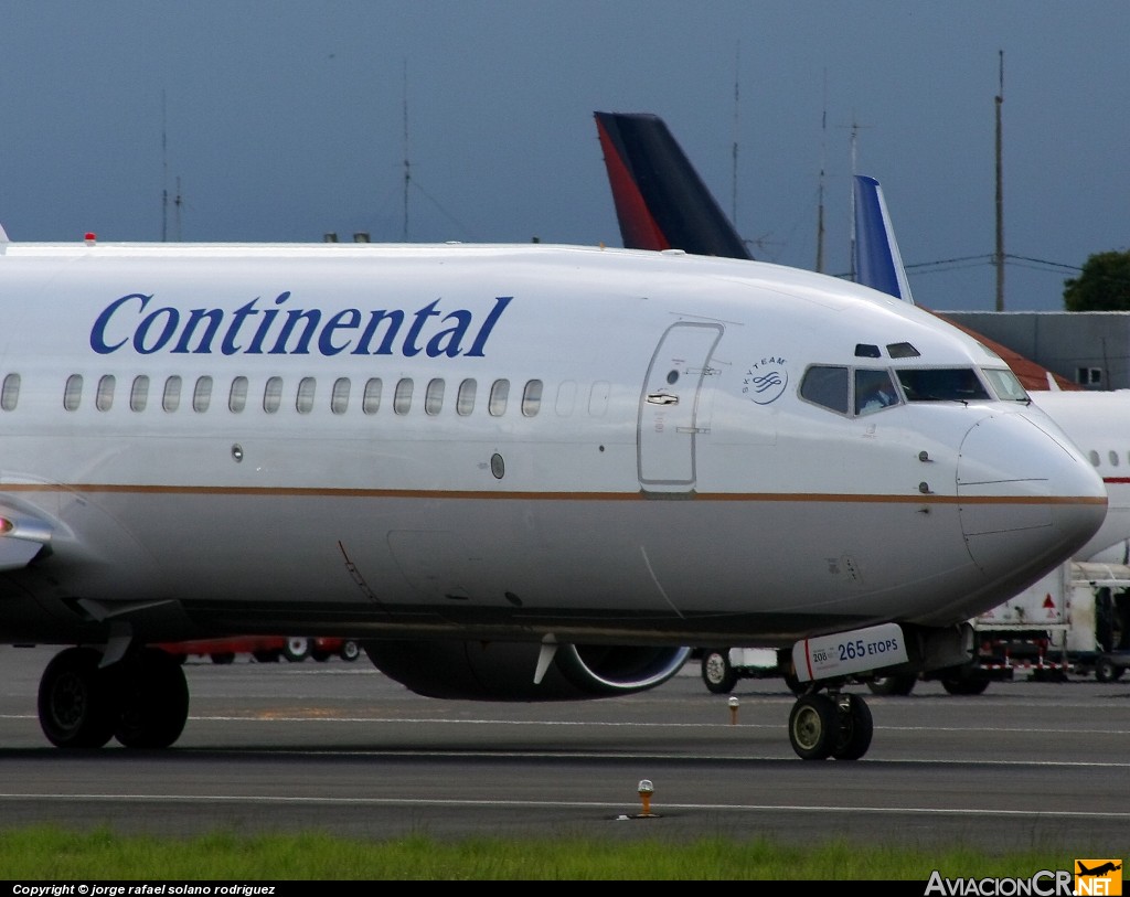N76265 - Boeing 737-824 - Continental Airlines