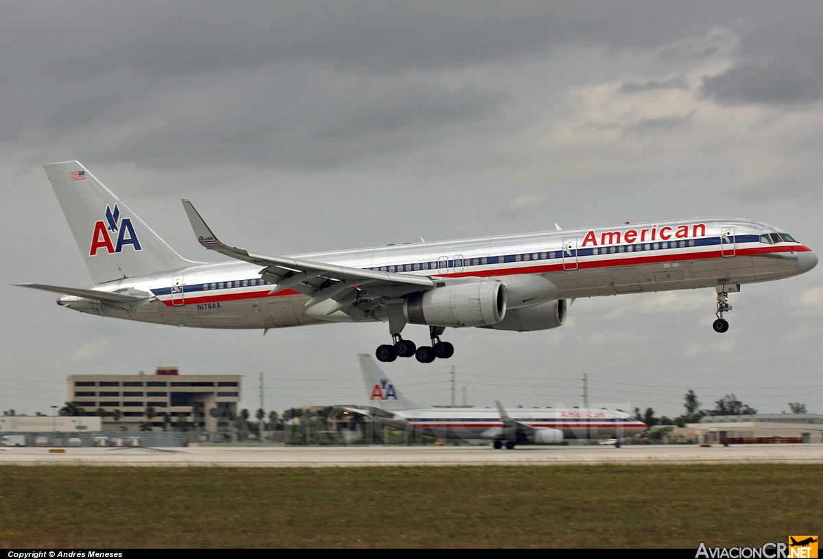 N176AA - Boeing 757-223 - American Airlines