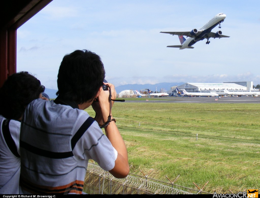 N638DL - Boeing 757-232 - Delta Airlines