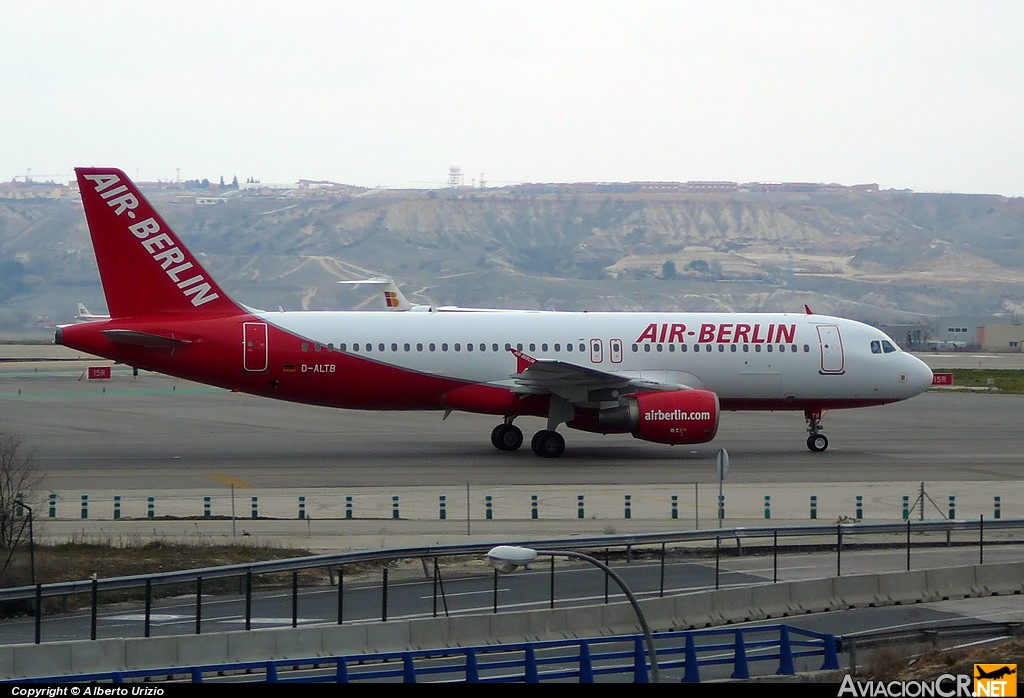 D-ALTB - Airbus A320-214 - Air Berlin