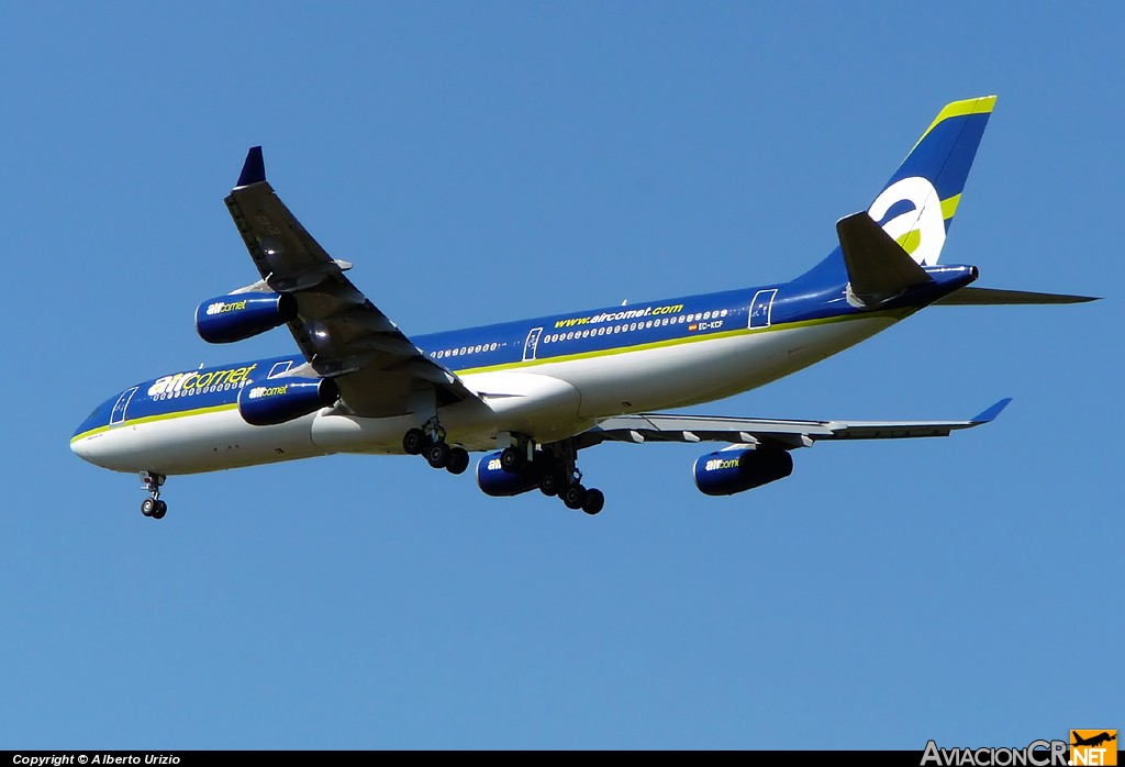 EC-KCF - Airbus A340-311 - Air Comet