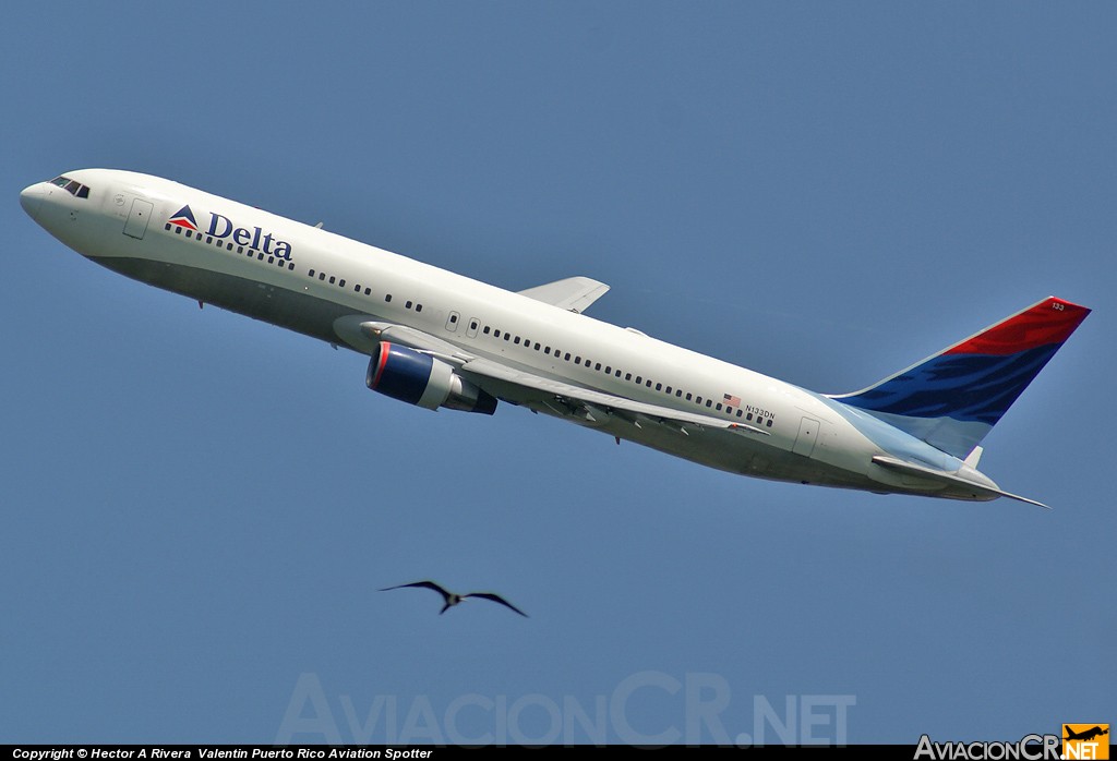 N133DN - Boeing 767-332 - Delta Airlines