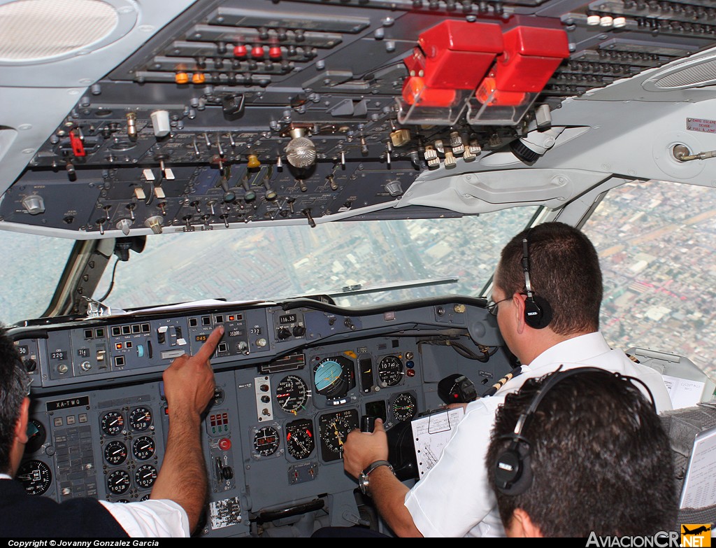 XA-TWQ - Airbus A300B4-203(F) - AeroUnión Cargo