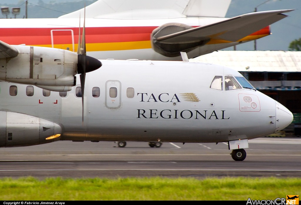 TG-RYM - Aerospatiale ATR-42-300 - TACA