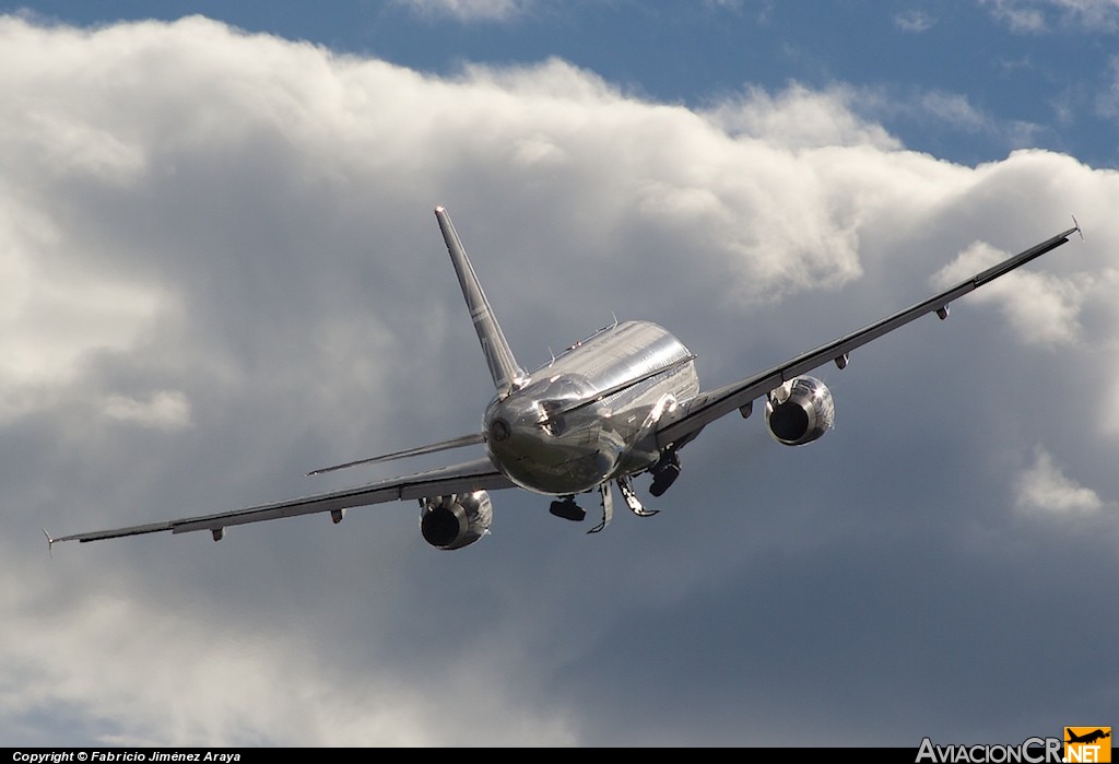 F-OHMN - Airbus A320-231 - Mexicana