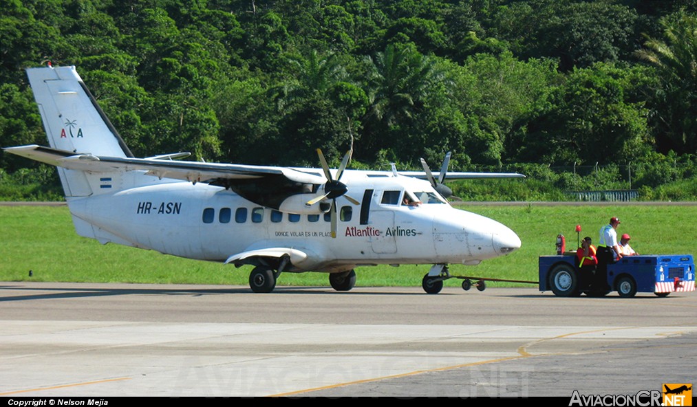 HR-ASN - Let L-410UVP-E Turbolet - Atlantic Airlines de Honduras.