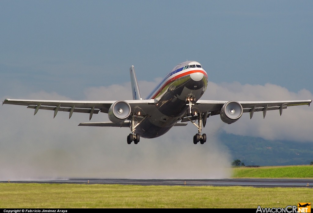 N14068 - Airbus A300B4-605R - American Airlines