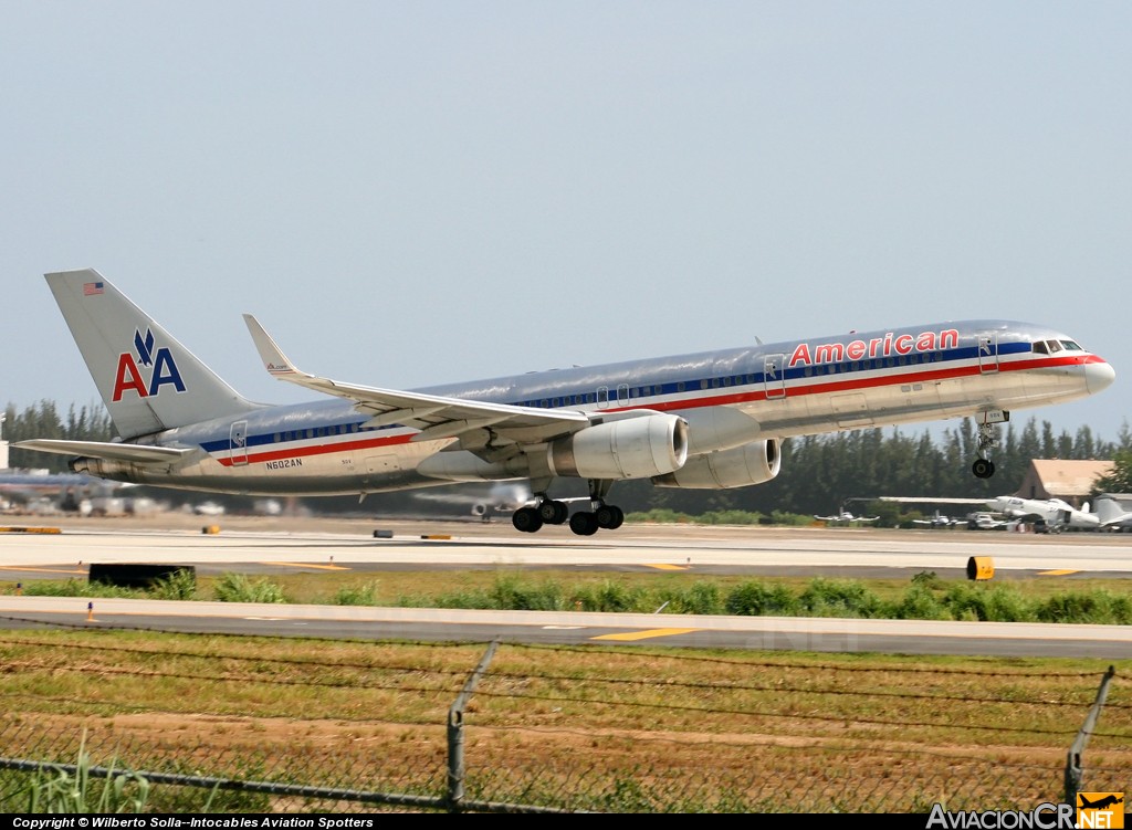 N602AN - Boeing 757-223 - American Airlines