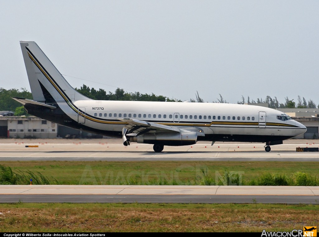 N737Q - Boeing 737-2L9 - Sky King
