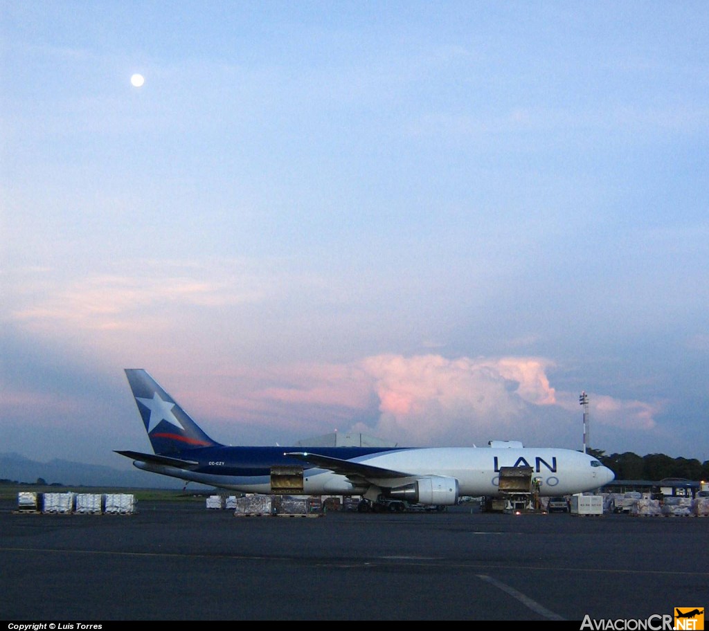 CC-CZY - Boeing 767-316F/ER - LAN Cargo