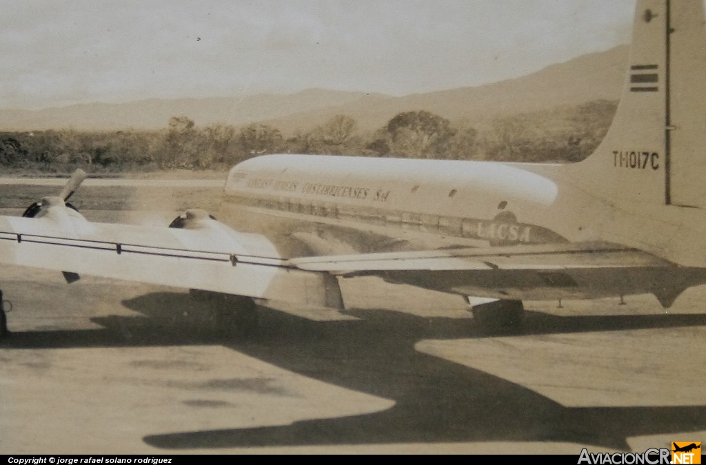 TI-1017C - Douglas DC-6 - LACSA - Líneas Aéreas Costarricenses S.A.