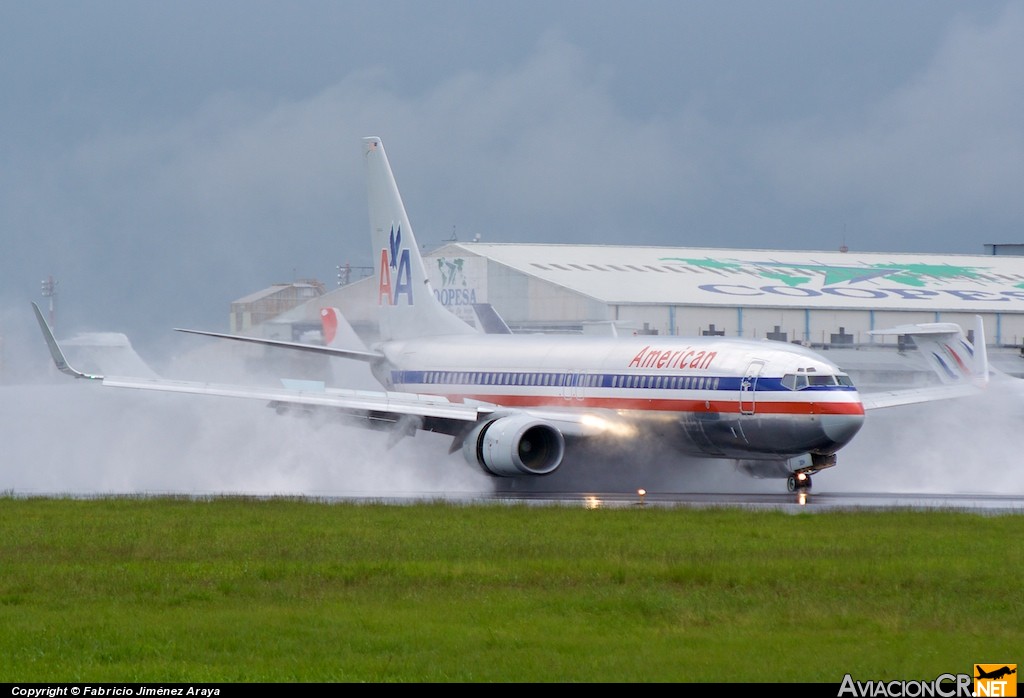 N975AN - Boeing 737-823 - American Airlines